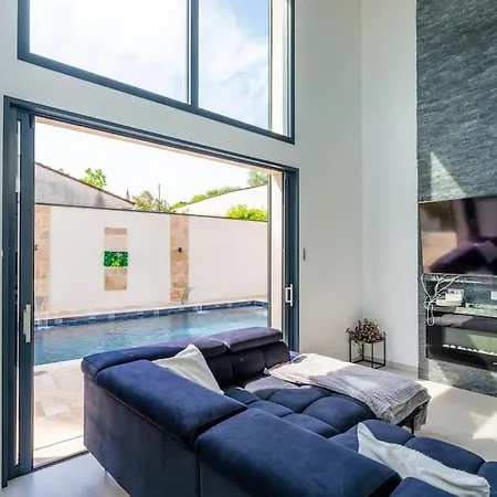 Luxe Piscine Vue 别墅 格勒内