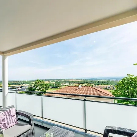 别墅 Luxe Piscine Vue 格勒内